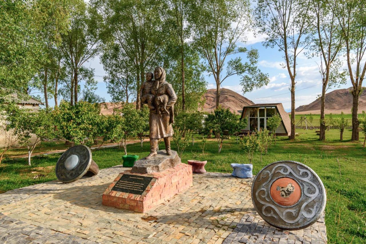 Кемпинг Jaichy Yurt Kek-Say Экстерьер фото